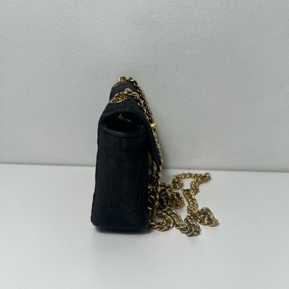 Chanel Vintage Diamond Quilted Mini Single Flap Crossbody Purse W/ Curb Chain - Picture 4 of 14